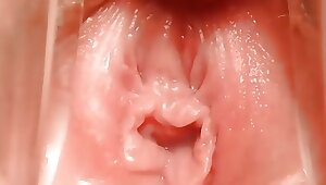 Solo lady Uses  and vibro for Close Up  vagina ejaculation