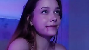 Russian Camgirl Win D  anal invasion and a cat!