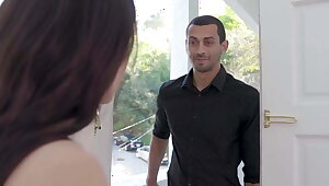 Salesman Fucks Teen Housewife