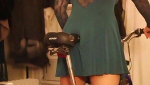 father teaches how to ride