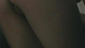 BONUS! MOV 97! Beautiful college girls show their pussies!