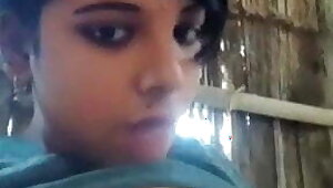 desi girl showing off her hot body