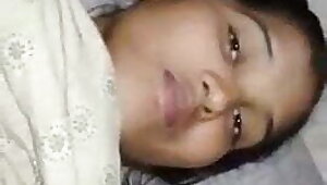 Girl shows her tits and pussy when there is no one around