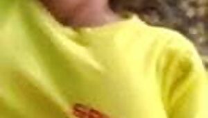 Pakistani desi girl gets fucked by boyfriend