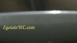 BONUS! Young girl shows her pussy (VIP 4)