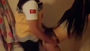 Turk saglik calisani sikisiyor turkish personel evli kadin