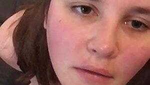 Web whore Katharina masturbates