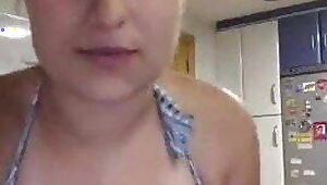 Two chubby friends on Periscope