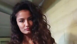 My name is Nandini, Video chat with me