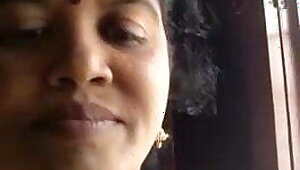 Hot benglai hindu bhabi showing big boos and pussy juice 1