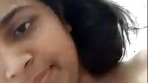 Busty Bangladeshi Girl Leaked MMS Video