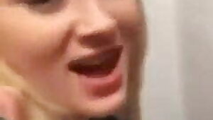 I fuck an 18 year old German girl in the restaurant toilet