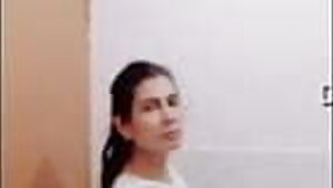 Girlfriend ke soft boobs mms video