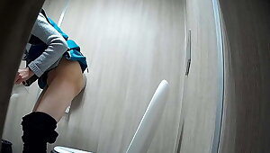 She wears a maxi pad