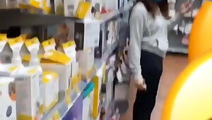 Walked away from her momma to come tease me and let me record