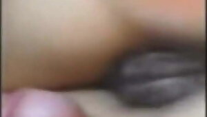 Awesome Arab ass on cam, 20