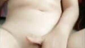Malaysian girl masturbates live