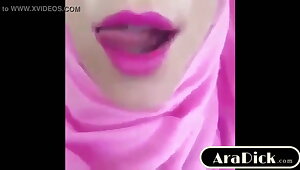 Hardcore handjob, Arab teen