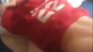 Svensk fru knullar efter jobb