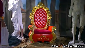 Ayda Swinger is devoted to fulfill every whim of Jordis