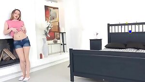 sexy petite teen first creampie