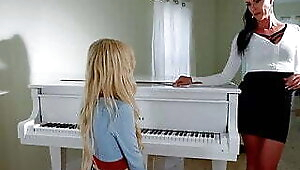 Texas Patti Seduces Tiny Stepdaughter Kenzie Reeves