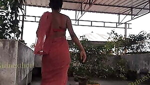 Desi Bengali Boudi in Saree Fucked at Outdoor