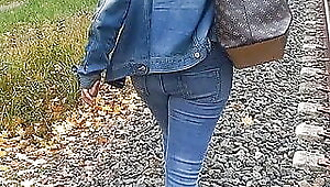 Girl on a walk ends up masturbating on the bench and gets an orgasm