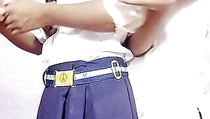 Desi college girl ne apane boy friend ko ghar par bulakar chut ko chudawaya