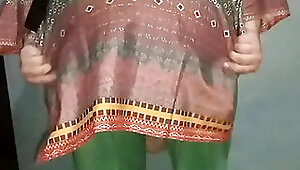 Arab bubble butt twerking dance