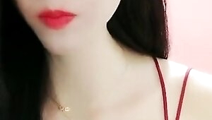 Amateur Asian teen sucks this big hard cock