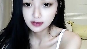 Cute Japanese teen foot fetish clip