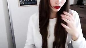 Amateur Webcam Teen Masturbates And Teases