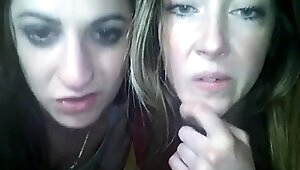 Brunette Amateur Webcam Teen Exposed